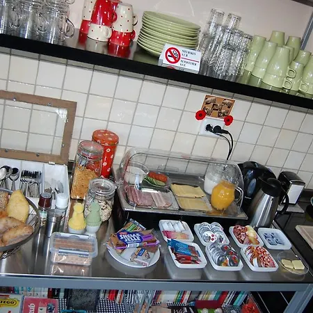 Stad En Wal Couette-café *